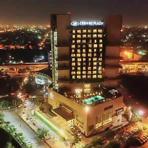 Crowne Plaza New Rohini By Ihg 5* Delhi (National Capital Territory of India)