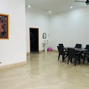 Jamuna Kunj Waranasi