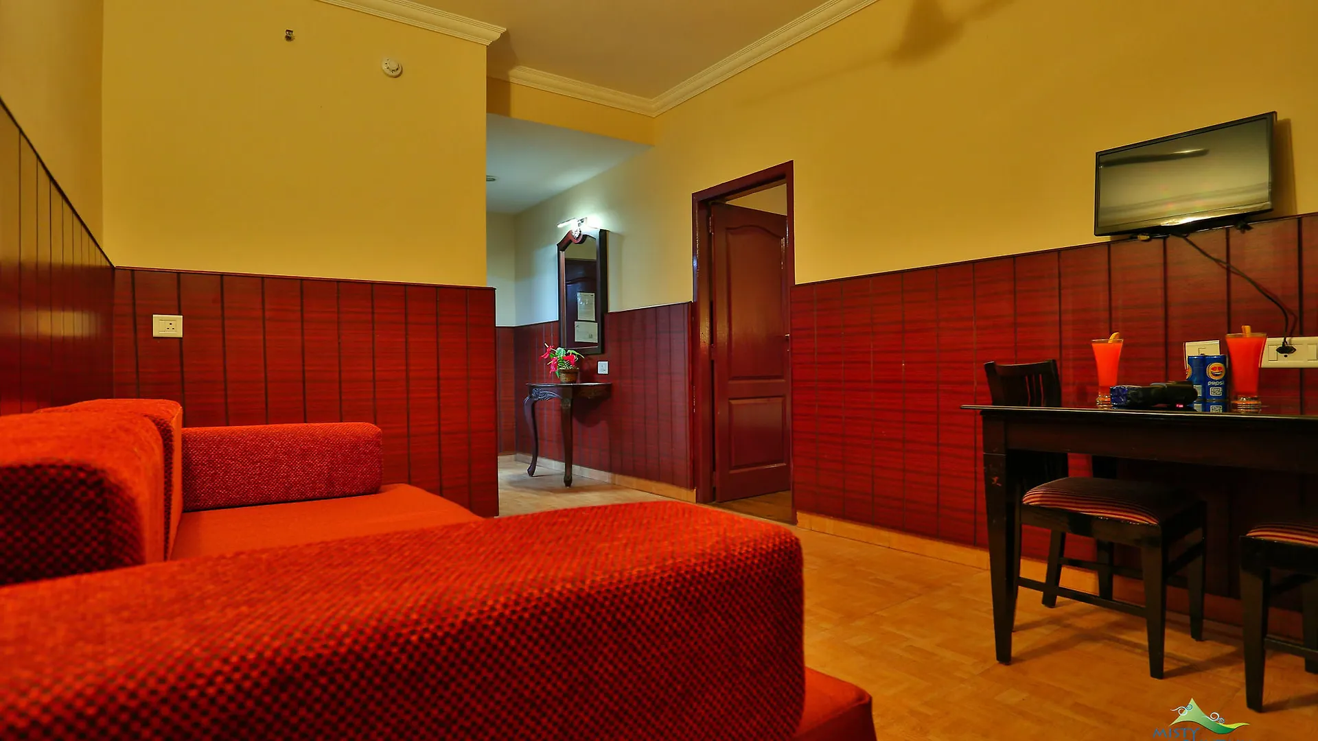 Misty Mountain Resort Munnar
