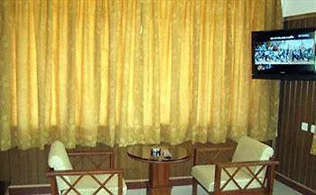 ***  Misty Mountain Resort Munnar India